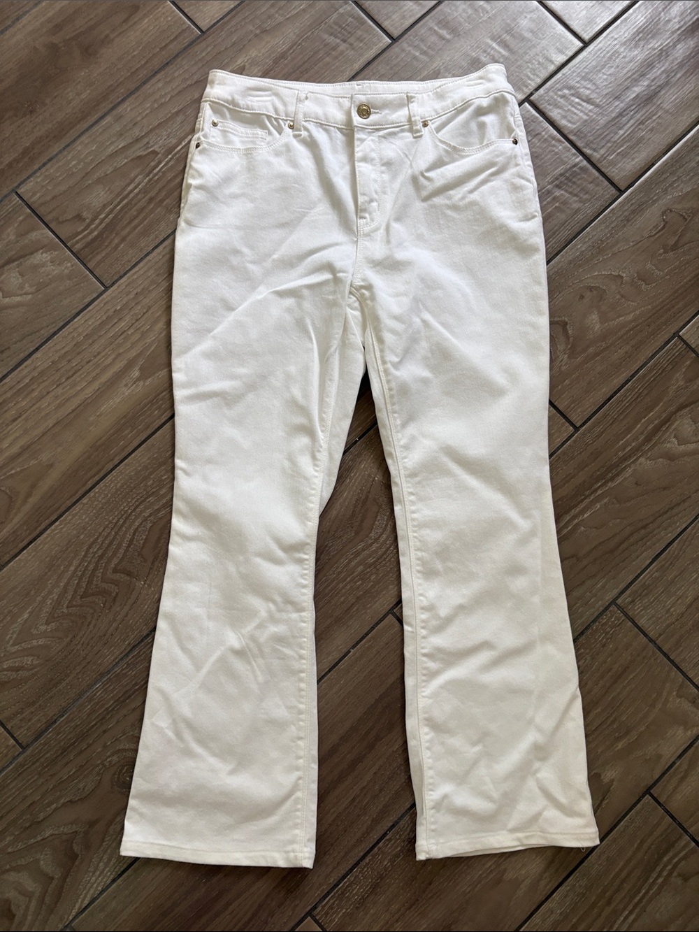 Chico’s White denim cotton rayon bootcut Jeans Women’s pants Size 6
